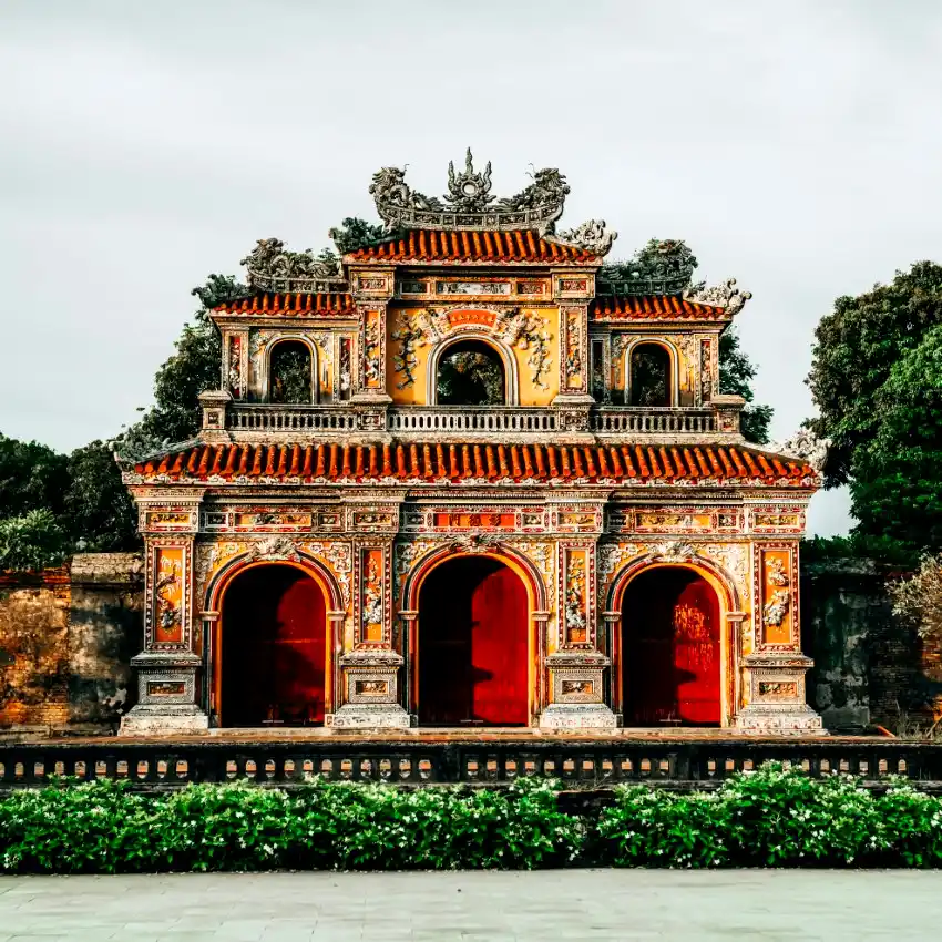 cua hien nhon imperial citadel hue