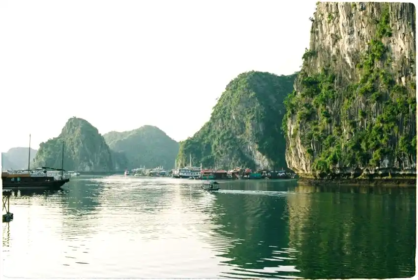 ha long bay limestone karsts cruise