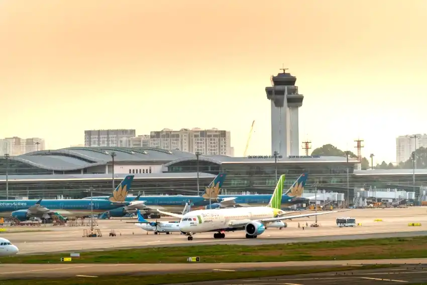 ho chi minh city international terminal sunset