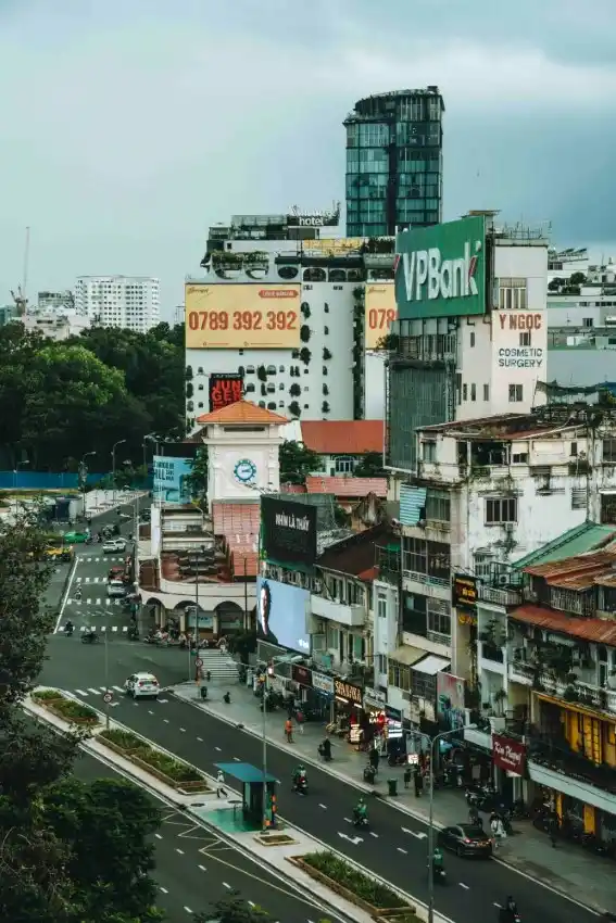 ho chi minh city skyline le loi street