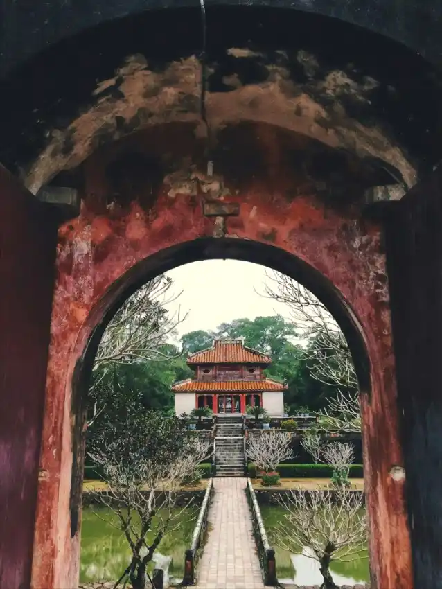 hue imperial city minh lau pavilion