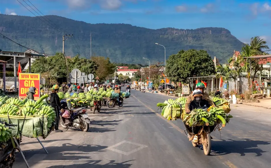 local_street_market_scene_with_banana_vendors_and_motorbikes_in_vietna.webp