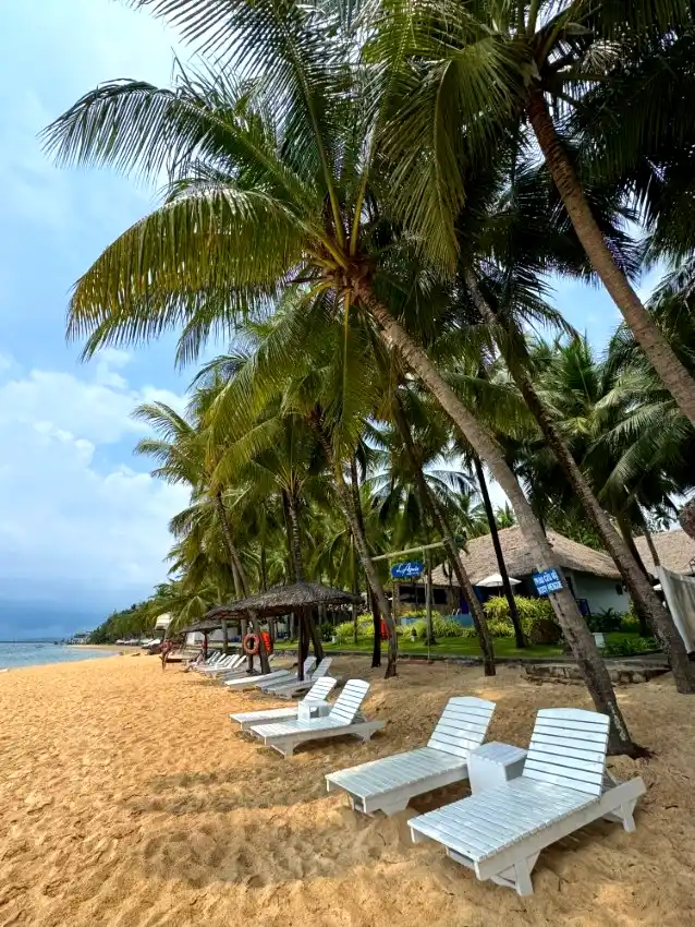 phu quoc island beach resort chairs