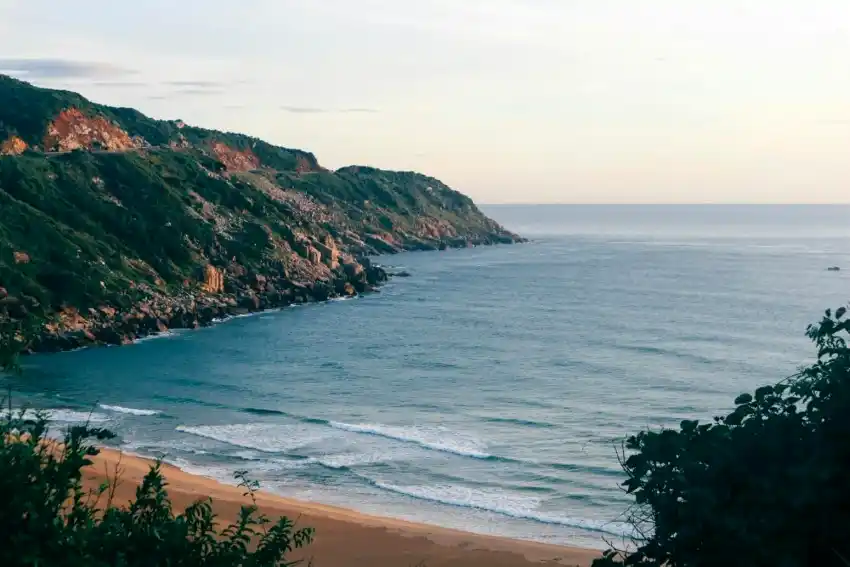 phu yen coastal highway hidden beach