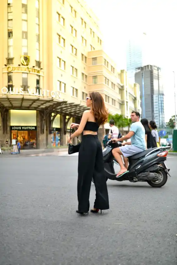 vietnam luxury shopping district 1
