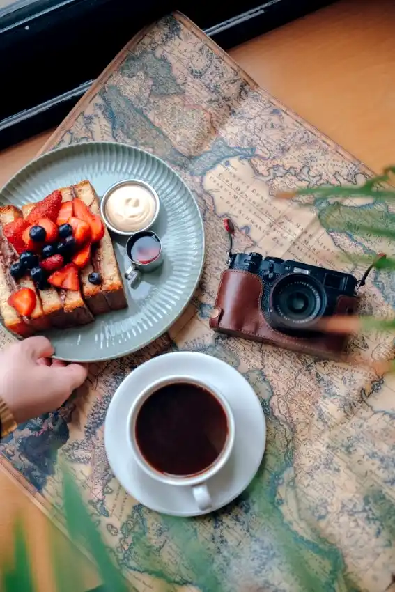 vietnam travel planning cafe breakfast